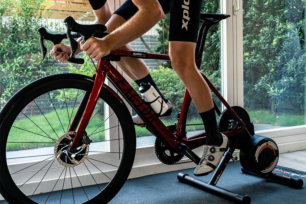 xplova noza smart trainer